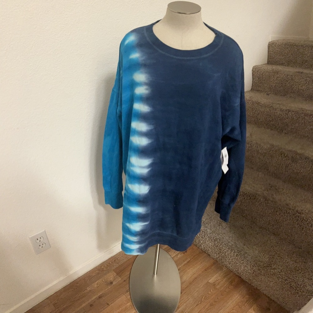 💙 Old Navy tie dye tunic sweatshirt